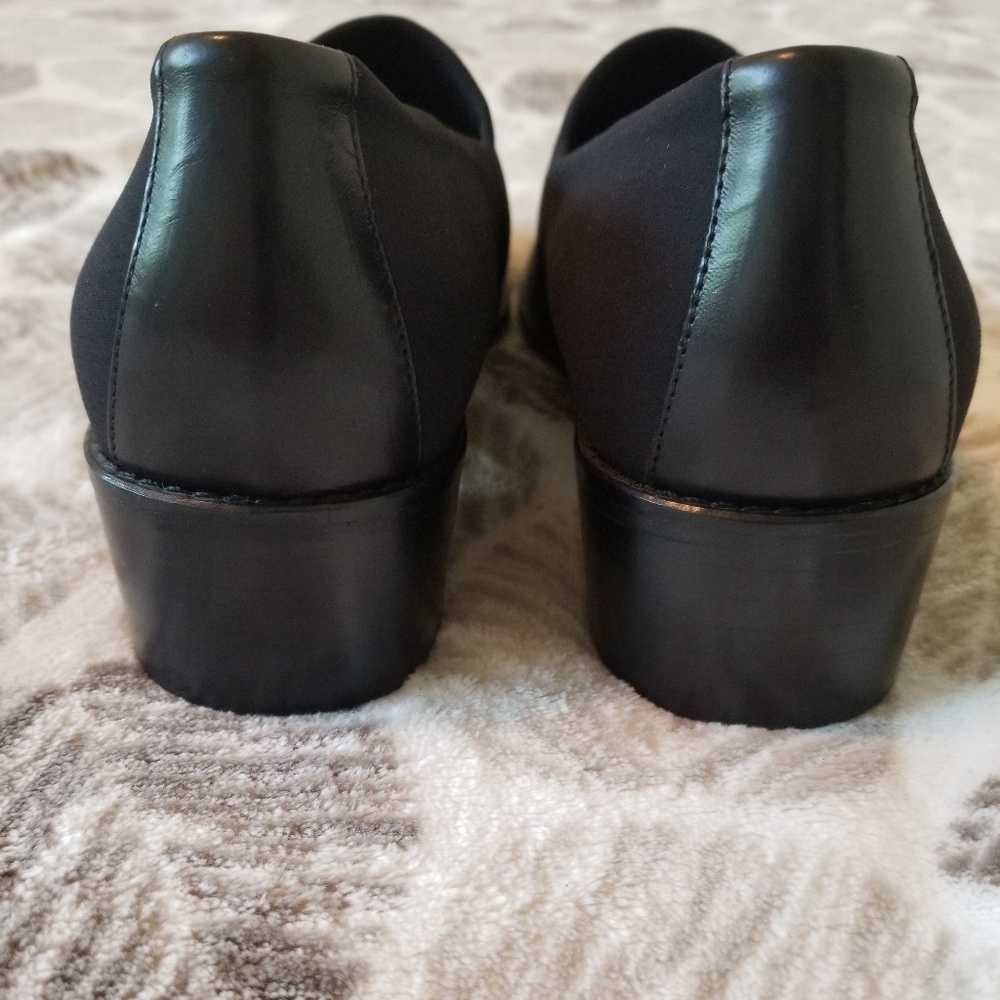 Donald J Pliner Loafers - Picture 3 of 7